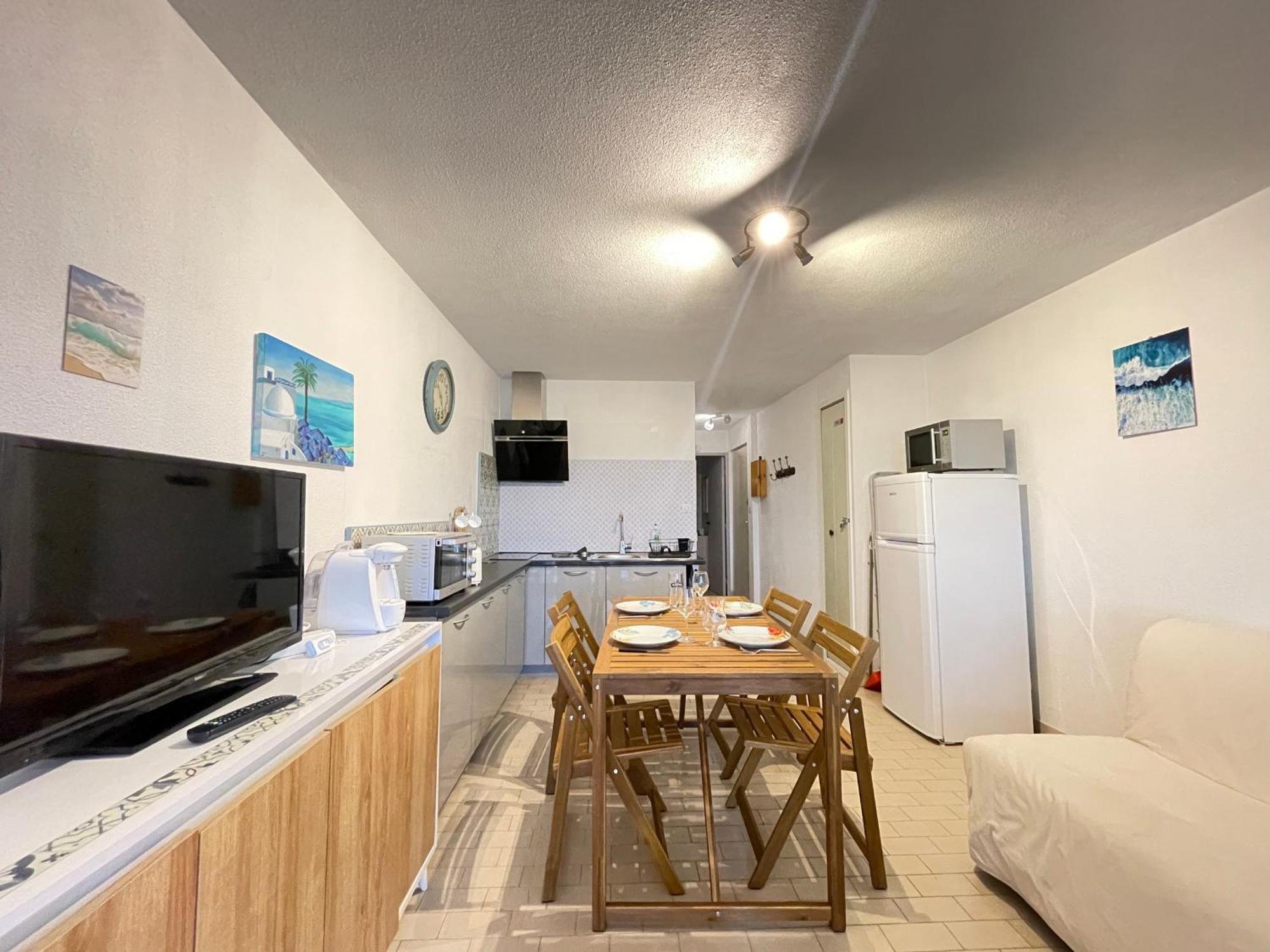 Superbe T2 A - Face Mer, Loggia, Parking Prive, Proche Et Commerces - Fr-1-338-518 Appartement